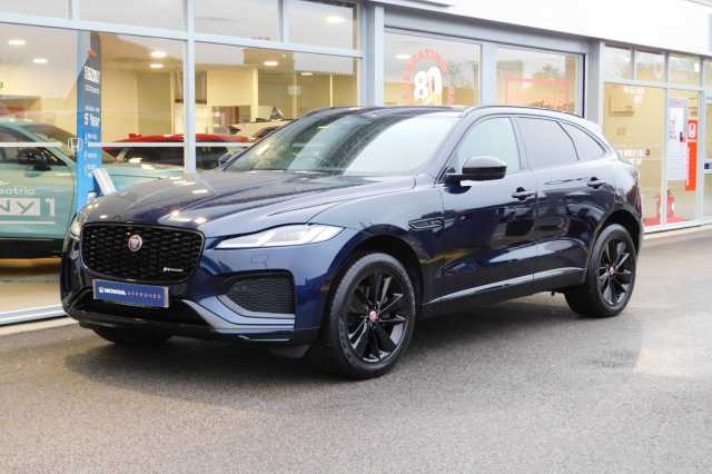 Jaguar F-PACE 2.0 D200 R-Dynamic Black 5dr Auto AWD 