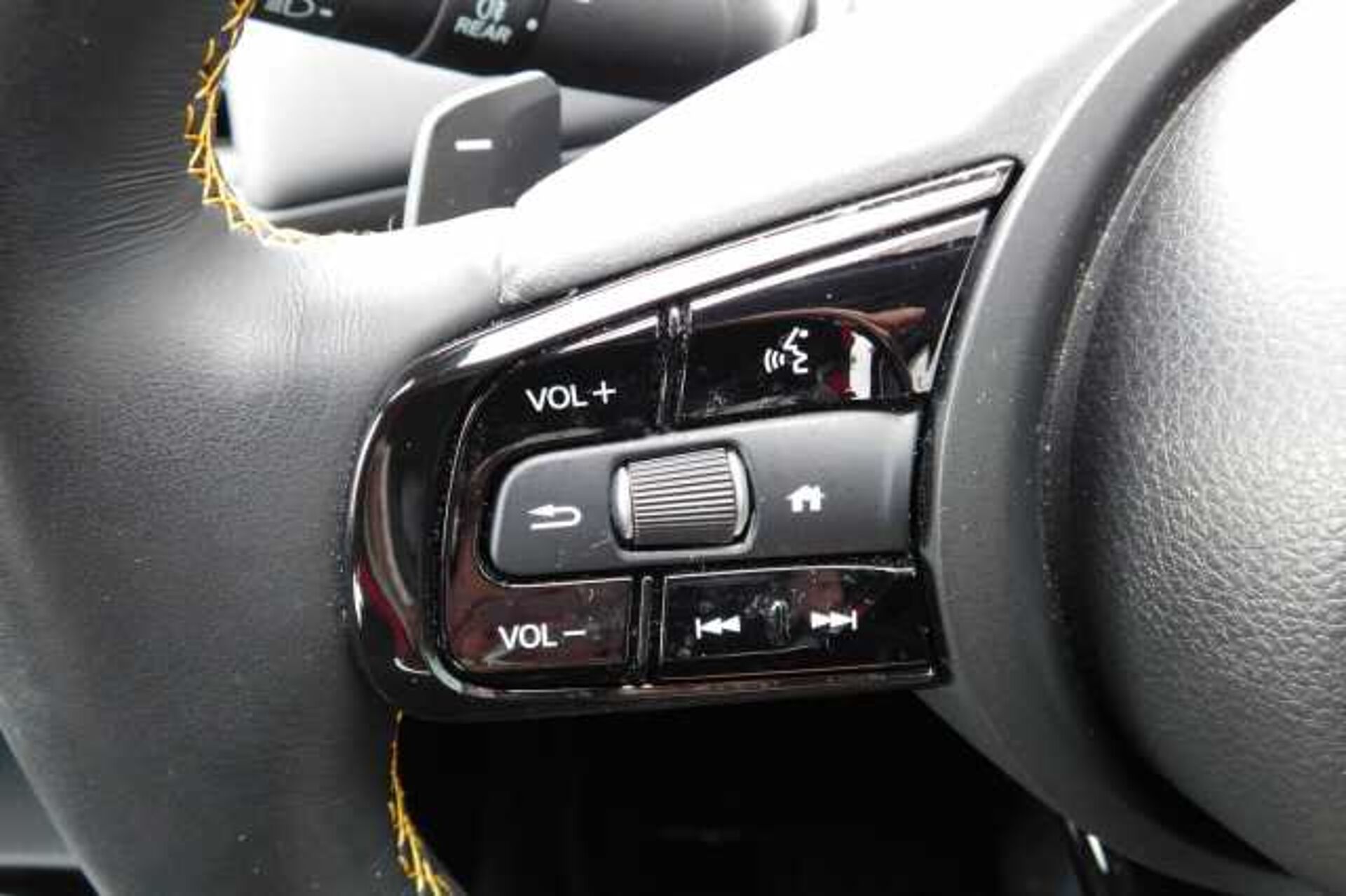 Honda Jazz e:HEV 1.5 i-MMD Hybrid Advance Sport 5dr eCVT 