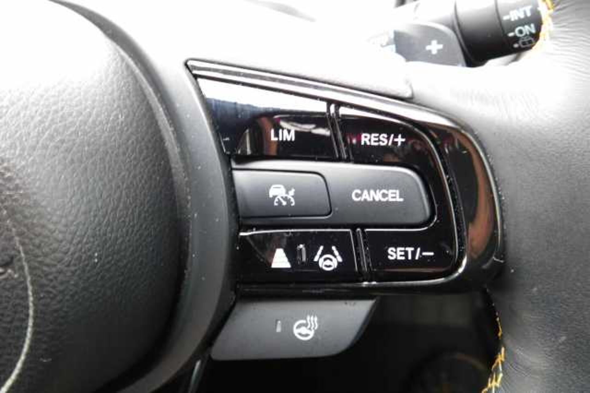 Honda Jazz e:HEV 1.5 i-MMD Hybrid Advance Sport 5dr eCVT 