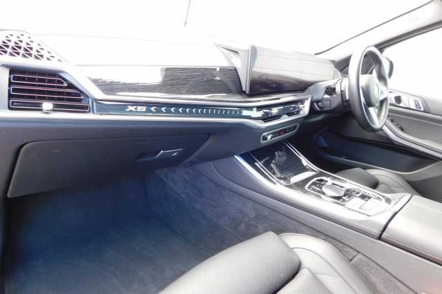 BMW X5 xDrive40d MHT M Sport 5dr Auto 