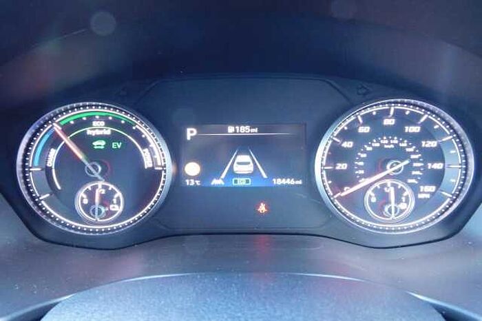 Hyundai SANTA FE Hybrid 1.6 TGDi Plug-in Hybrid Premium 5dr 4WD Auto 