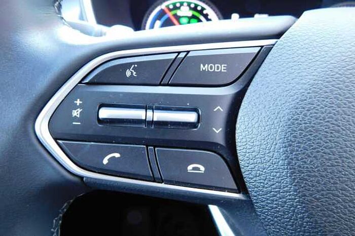 Hyundai SANTA FE Hybrid 1.6 TGDi Plug-in Hybrid Premium 5dr 4WD Auto 