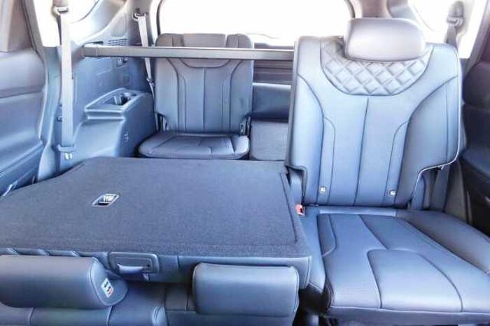 Hyundai SANTA FE Hybrid 1.6 TGDi Plug-in Hybrid Premium 5dr 4WD Auto 