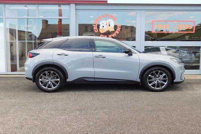 Lexus LBX 1.5 Premium Plus 5dr E-CVT 