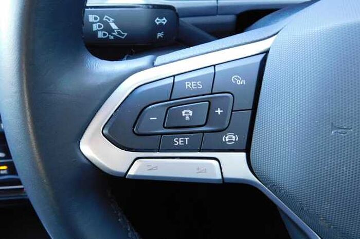 Volkswagen T-Roc 2.0 TDI EVO Style 5dr 