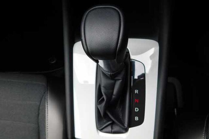 Honda Jazz e:HEV 1.5 i-MMD Hybrid Crosstar Advance 5dr eCVT 