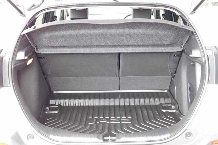 Honda Jazz e:HEV 1.5 i-MMD Hybrid Crosstar Advance 5dr eCVT 