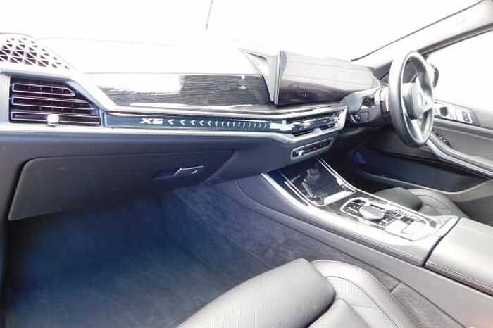 BMW X5 xDrive40d MHT M Sport 5dr Auto 